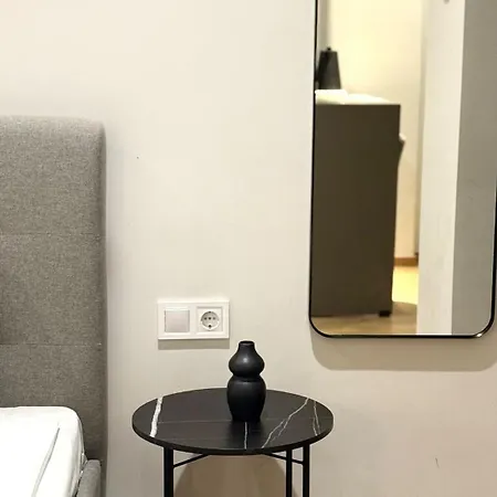 The Urban Nest Iii, By Jo & Key Living Apartman *
